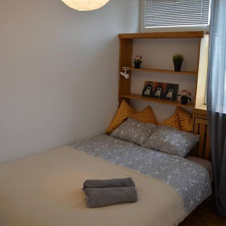 Ohmyhome - Sunny Apartment In City Center Varsovie Extérieur photo